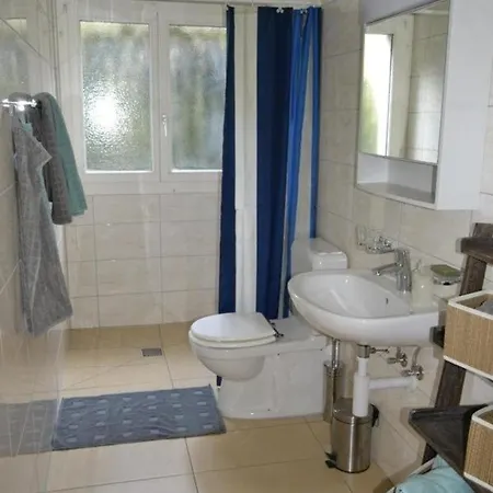 Charmante Ferienwohnung Mitten In Der Apartment *